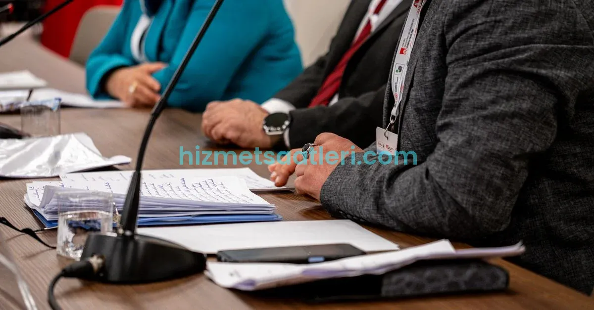 Nüfus Müdürlükleri Kaçta Açılıyor? Kimlik ve Pasaport İşlem Saatleri